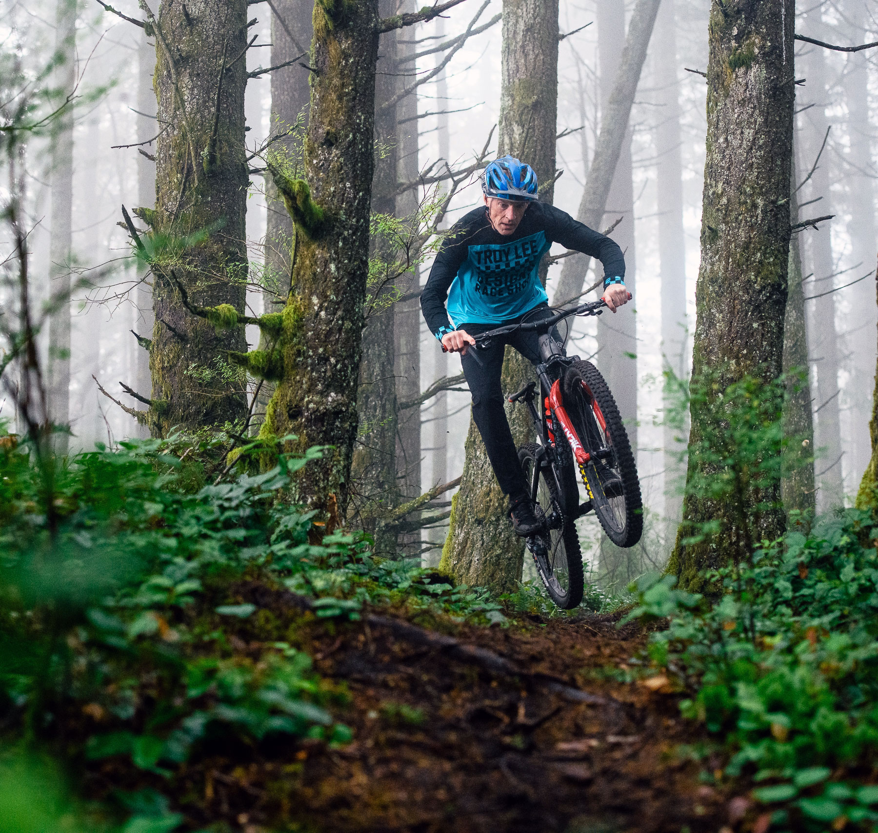 Gerry Creighton riding Swirlz Trail